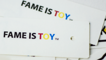 Fame Kitten Street Art - Fame is Toy